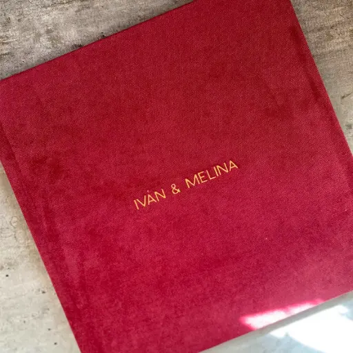 Fotolibro Classic - Tapa Textura con Bajorelieve
